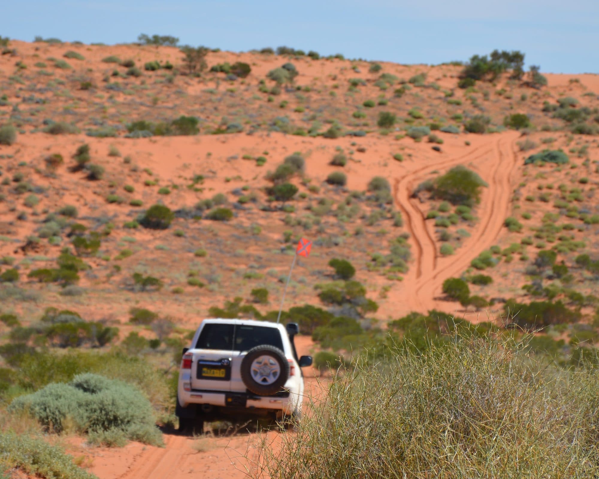 Touring 4WD kit and recovery country